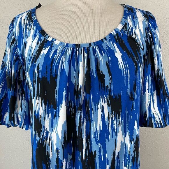 Passports Half Sleeve Blouse Top Size M EUC - Picture 2 of 7